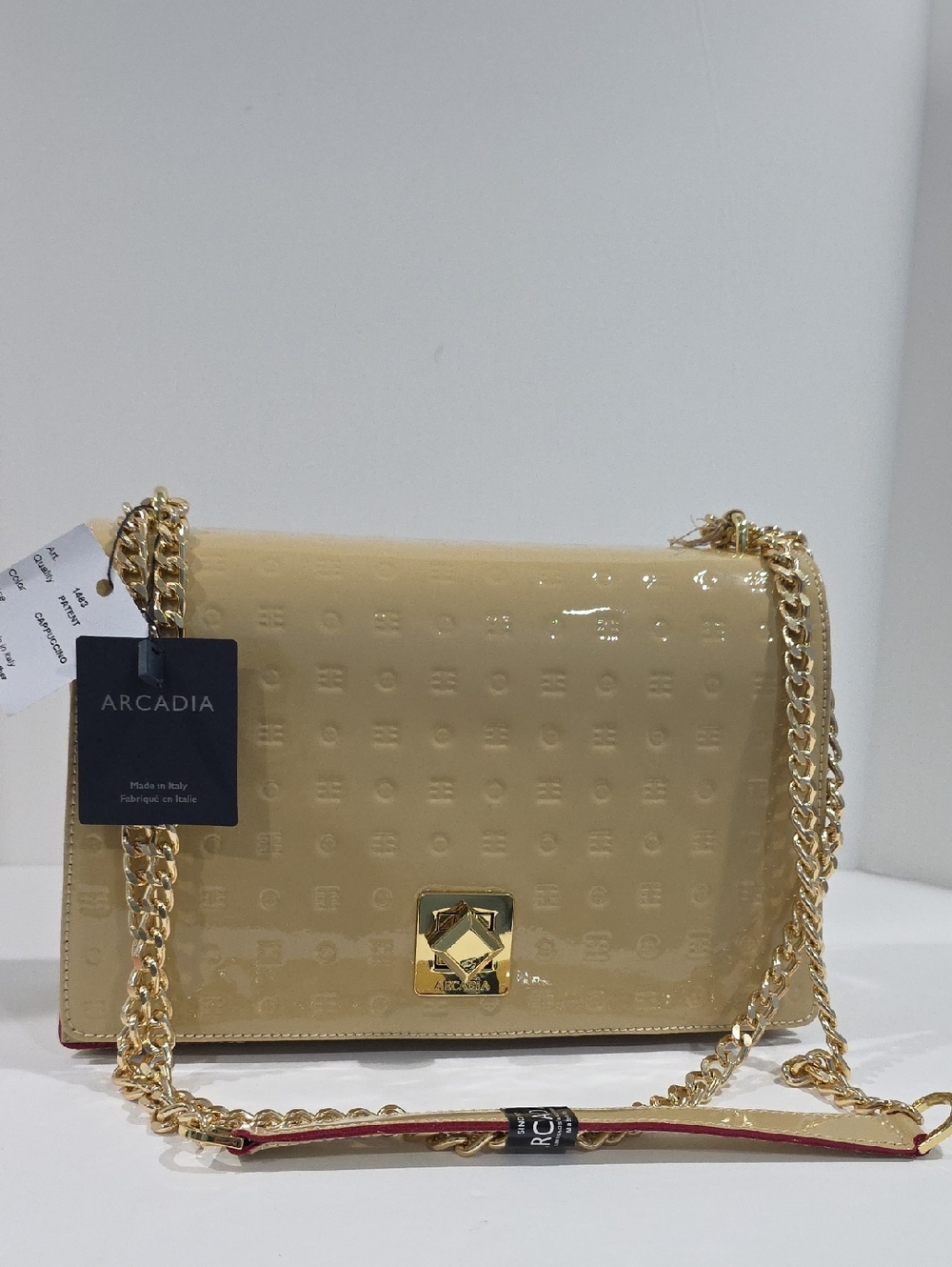 NWT ✅ARCADIA Laila East-West Patent Leather Chain Foldover Bag #1483 ✨ NWT